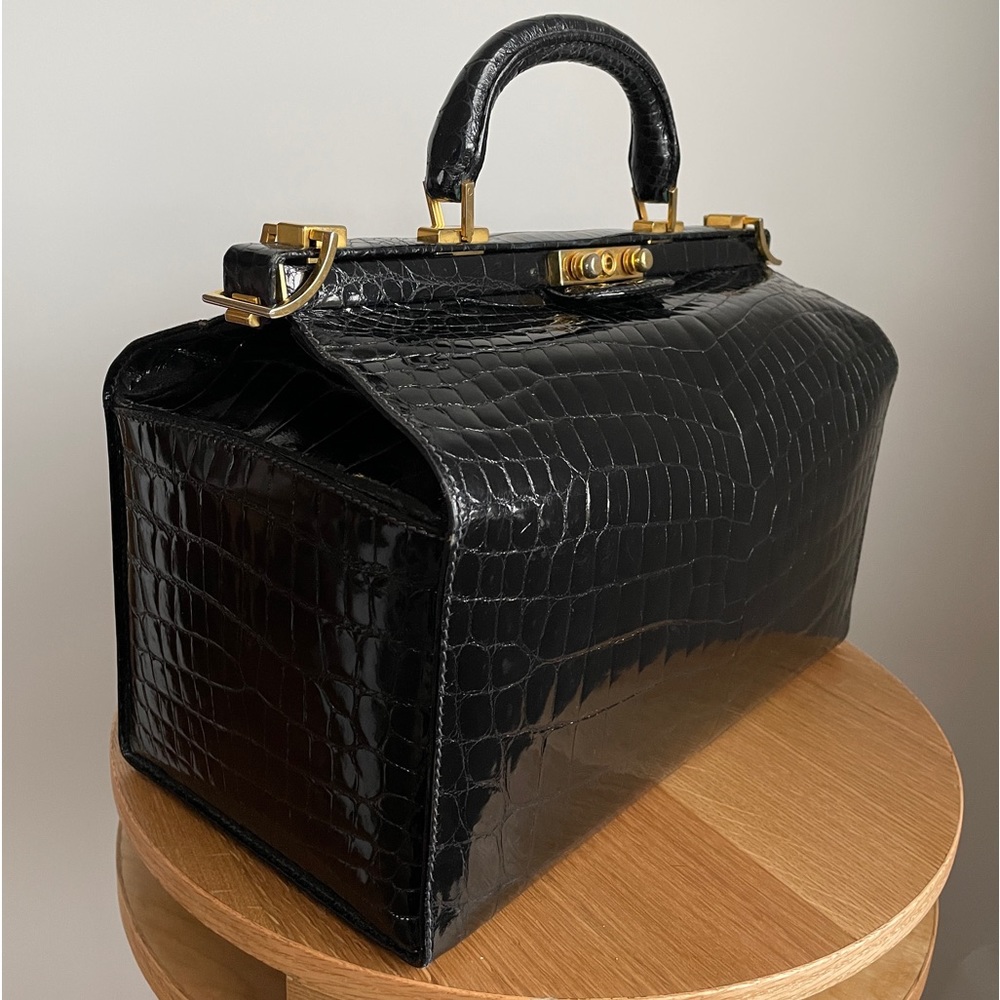 Vintage Fred of Paris real crocodile leather doctor bag